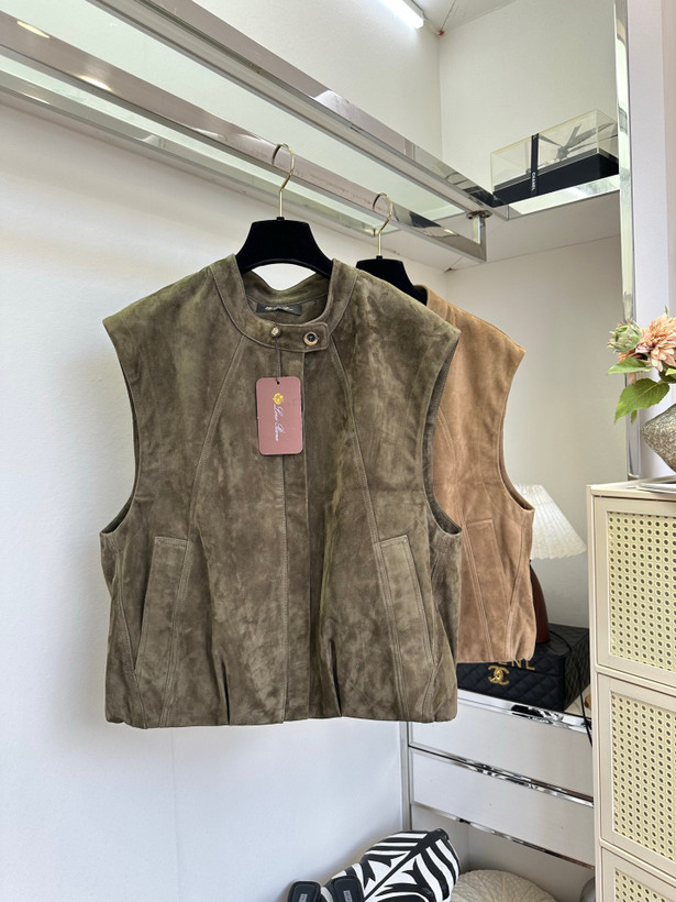 وست جیر زنانه برند Loro Piana
