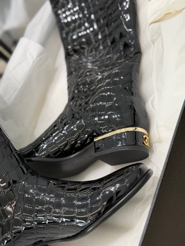 بوت چرم زنانه برند Chanel