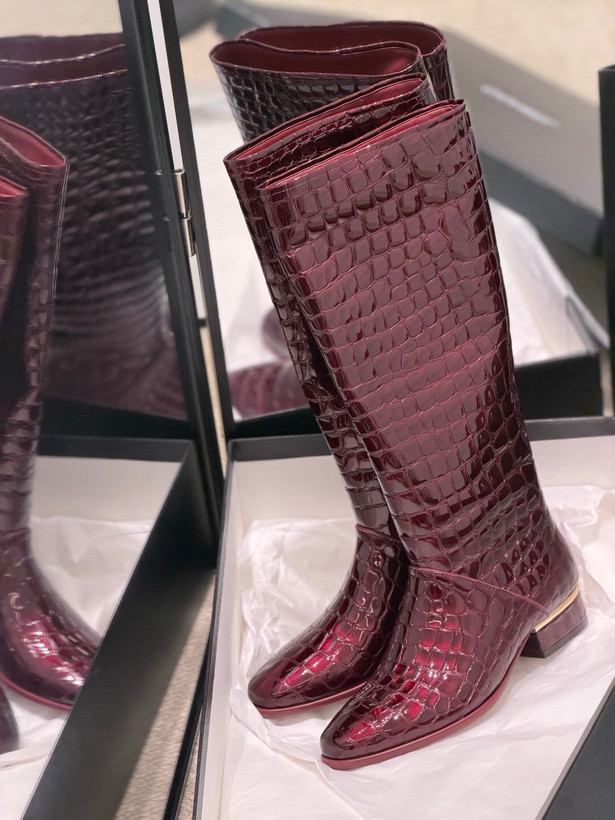 بوت چرم زنانه برند Chanel