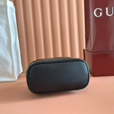 کیف آرایشی زنانه برند Gucci