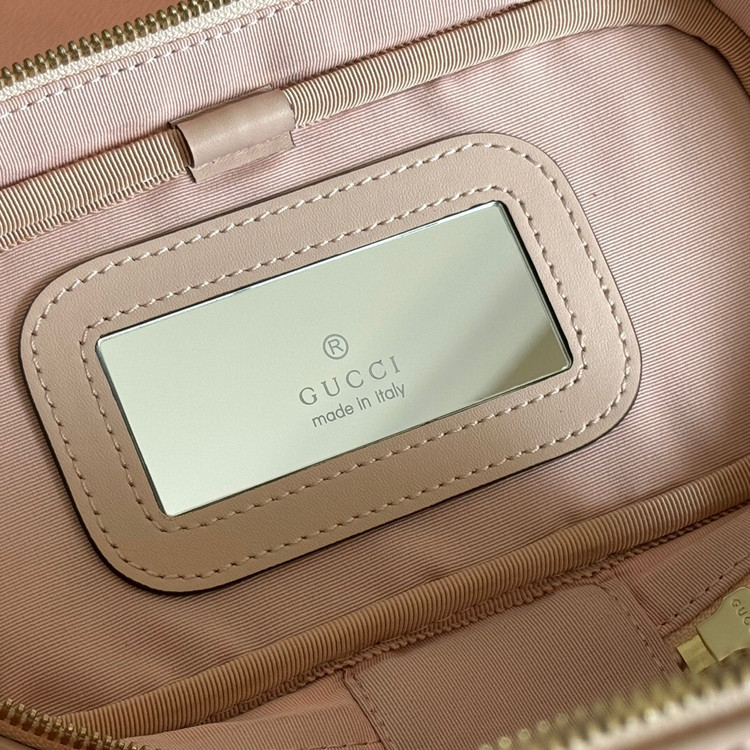 کیف آرایشی زنانه برند Gucci